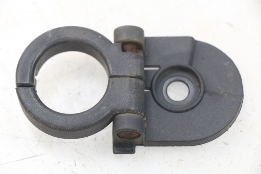 photo de BAG HOOK SYM FIDDLE 3 III 50 (2014 - 2020) - Zoom on usage condition