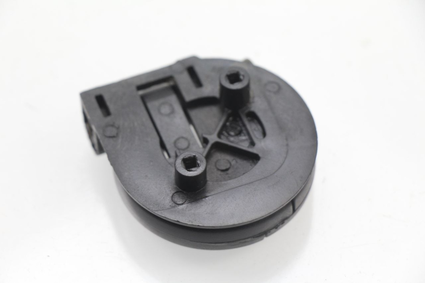 photo de LUGGAGE HOOK PIAGGIO FLY 2T 50 (2004 - 2017) - Zoom on usage condition