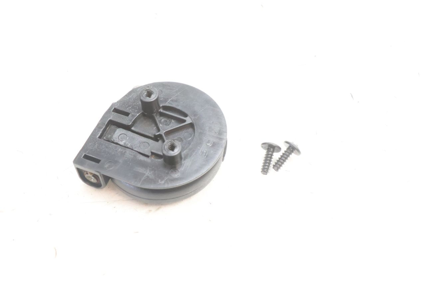photo de LUGGAGE HOOK PIAGGIO FLY 2T 50 (2004 - 2017) - Zoom on usage condition