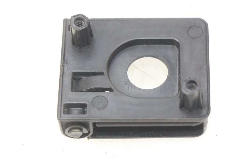 photo de LUGGAGE HOOK PEUGEOT KISBEE 4T 50 (2018 - 2022) - Component detail