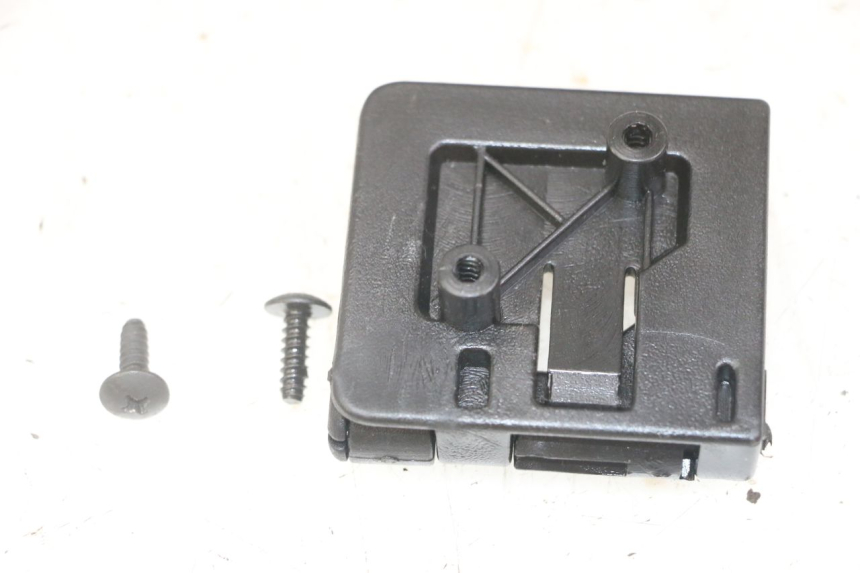 photo de BAG HOOK PIAGGIO NRG POWER PUREJET 50 (2018 - 2021) - Component detail