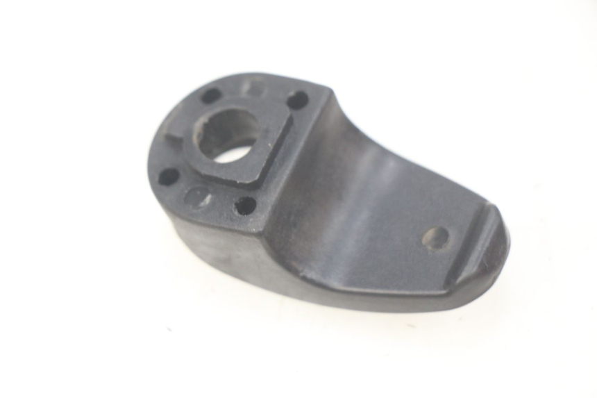 photo de LUGGAGE HOOK SYM ORBIT 2 2T 50 (2008 - 2018) - Zoom on usage condition