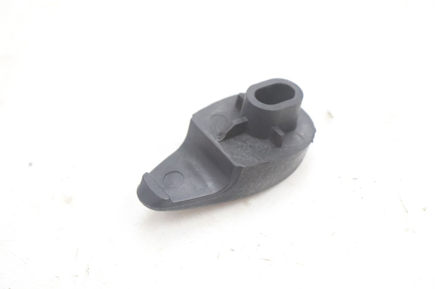 photo de LUGGAGE HOOK RIDE RACE GT 2T 50 (2012 - 2017) - Zoom on usage condition