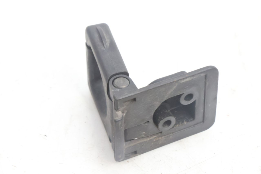 photo de BAG HOOK DAELIM S2 125 (2006 - 2007) - Zoom on usage condition