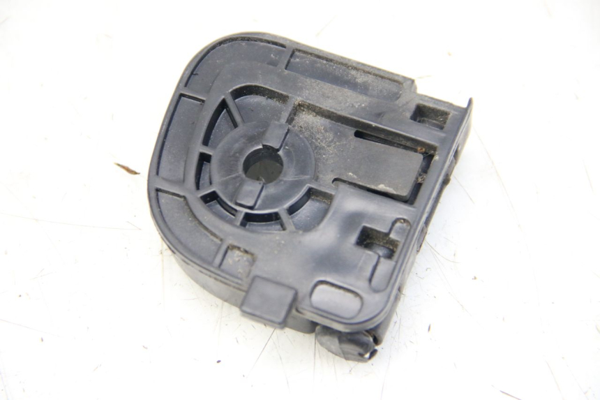 photo de LUGGAGE HOOK JM MOTORS SANTANA 50 (2014 - 2023) - Zoom on usage condition