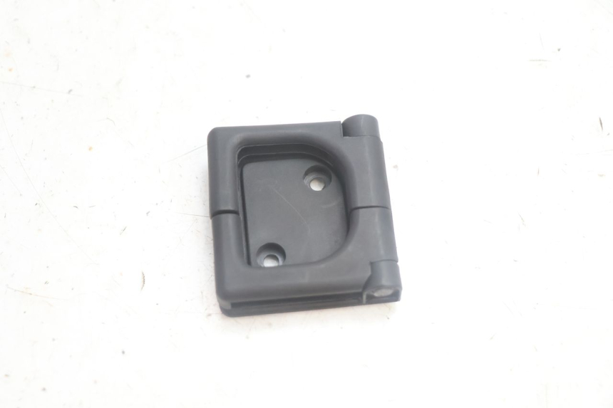 photo de BAG HOOK PEUGEOT SATELIS 125 (2013 - 2018) - Main view
