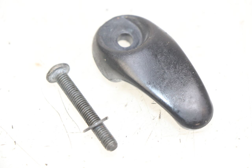 photo de LUGGAGE HOOK APRILIA SCARABEO 100 (2003 - 2012) - Main view