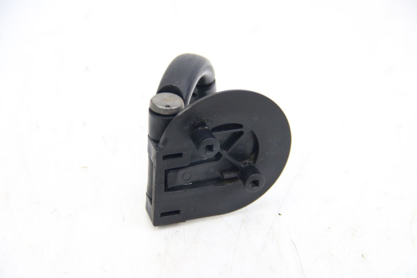 photo de LUGGAGE HOOK APRILIA SR 2T 50 (2012 - 2017) - Alternative perspective