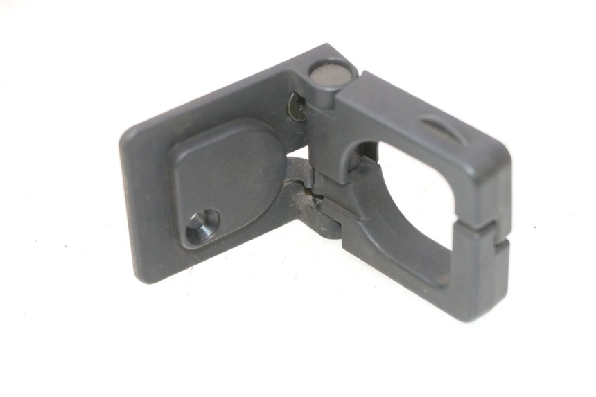 photo de BAG HOOK PEUGEOT VIVACITY NEW 2T 50 (2008 - 2017) - Main view