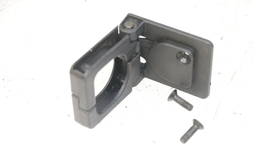 photo de LUGGAGE HOOK PEUGEOT VIVACITY NEW 4T 50 (2008 - 2017) - Main view