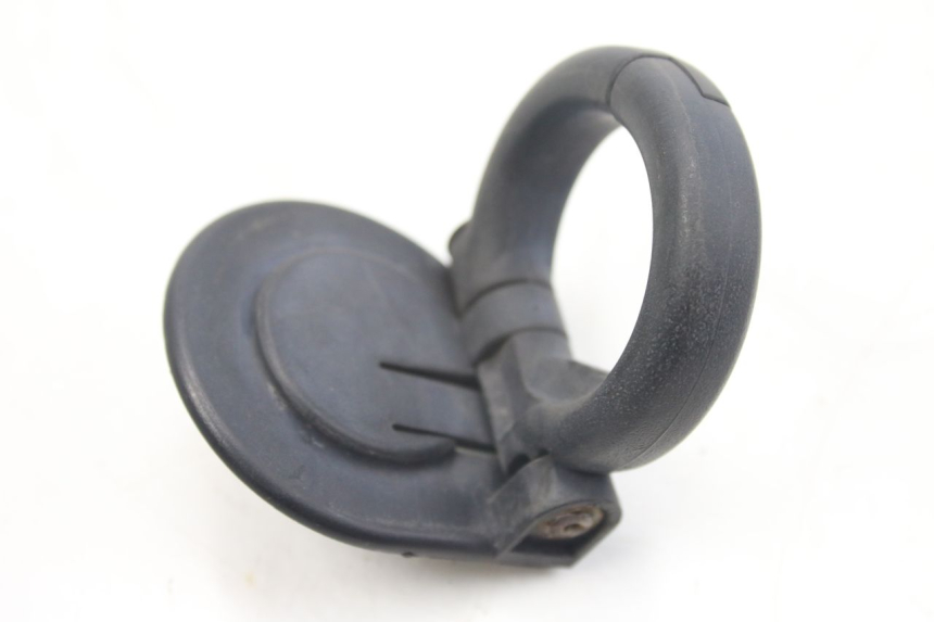 photo de LUGGAGE HOOK PIAGGIO X9 EVOLUTION 500 (2003 - 2005) - Zoom on usage condition