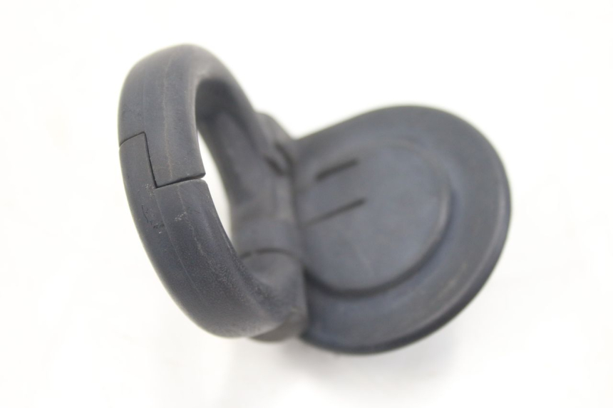 photo de LUGGAGE HOOK PIAGGIO X9 EVOLUTION 500 (2003 - 2005) - Alternative perspective