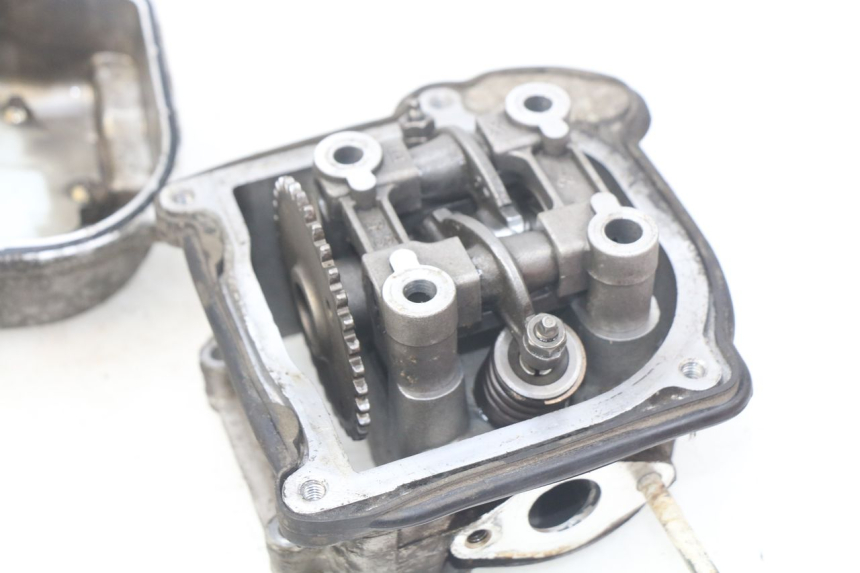 photo de CYLINDER HEAD KYMCO AGILITY 4T 50 (2018 - 2022) - Surface and material condition
