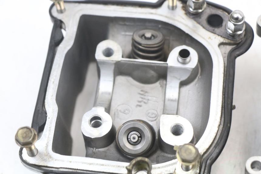 photo de CYLINDER HEAD KYMCO AGILITY 4T 50 (2005 - 2018) - Component detail
