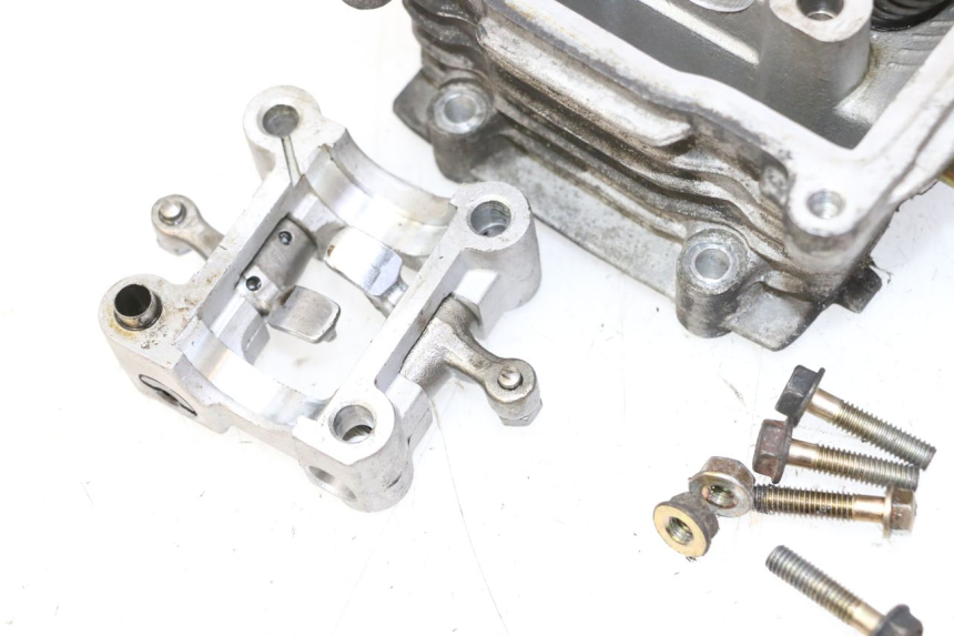 photo de CYLINDER HEAD KYMCO AGILITY 4T 50 (2005 - 2018) - Distinctive features