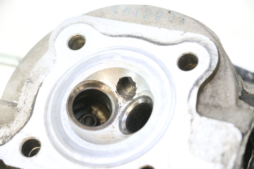 photo de CYLINDER HEAD KYMCO AGILITY 4T 50 (2018 - 2022) - Fixing points details