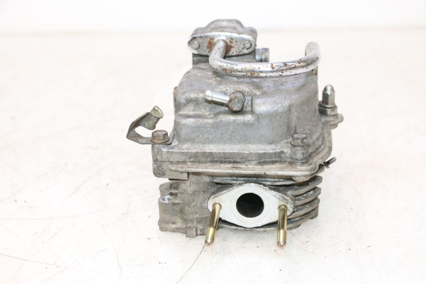 photo de CYLINDER HEAD KYMCO AGILITY PREMIUM 50 (2007 - 2010) - Fixing points details