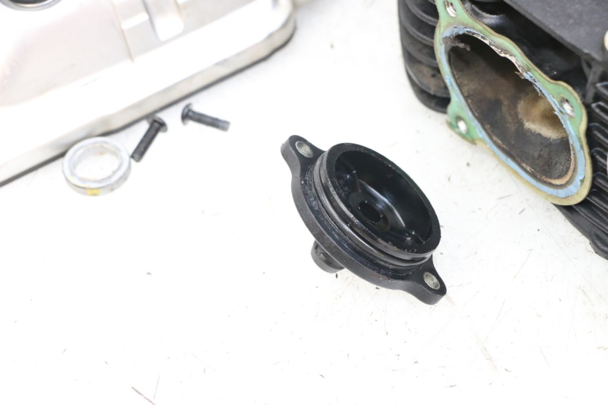 photo de REAR CYLINDER HEAD MOTO GUZZI NORGE 8V GT 1200 (2011 - 2016) - Zoom on usage condition