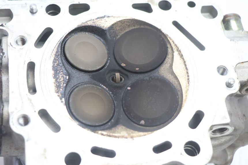 photo de REAR CYLINDER HEAD CAN-AM SPYDER RS 1000 (2008 - 2012) - Distinctive features