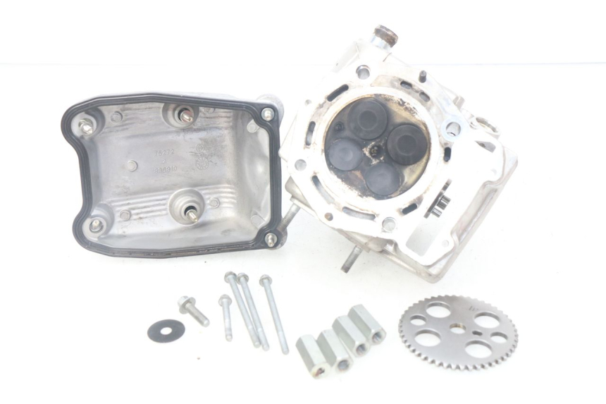 photo de REAR CYLINDER HEAD APRILIA SRV 850 (2012 - 2017) - Additional view of the item