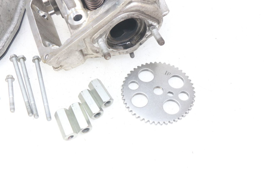 photo de REAR CYLINDER HEAD APRILIA SRV 850 (2012 - 2017) - High-resolution close-up