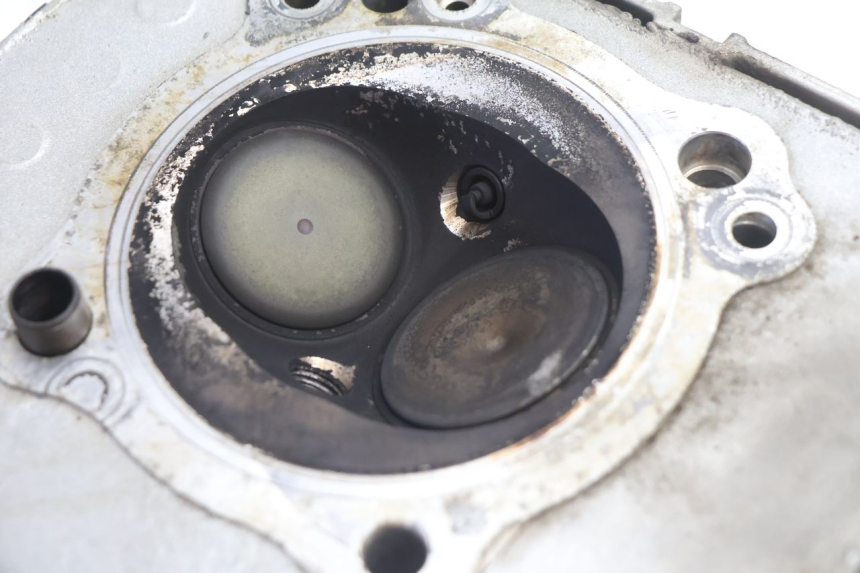 photo de REAR CYLINDER HEAD DUCATI SS IE DS CARENEE 1000 (2002 - 2006) - Surface and material condition