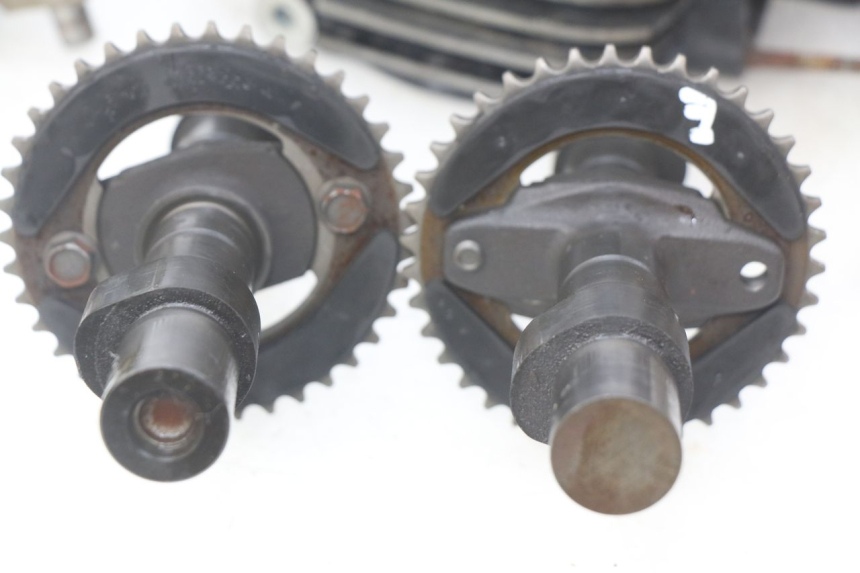 photo de REAR CYLINDER HEAD HONDA VF 1000 (1984 - 1988) - Additional view of the item