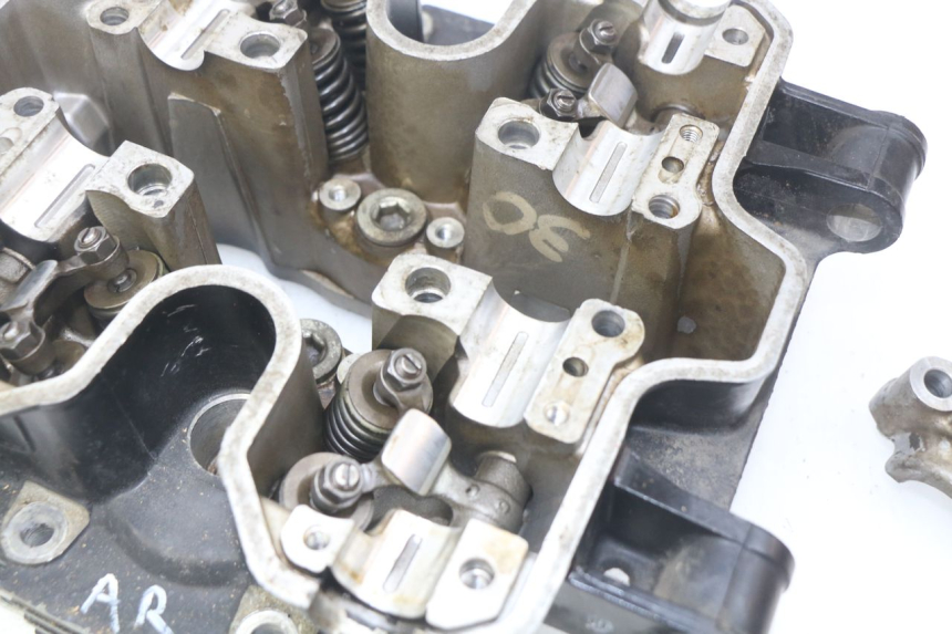 photo de REAR CYLINDER HEAD HONDA VF 1000 (1984 - 1988) - Zoom on usage condition