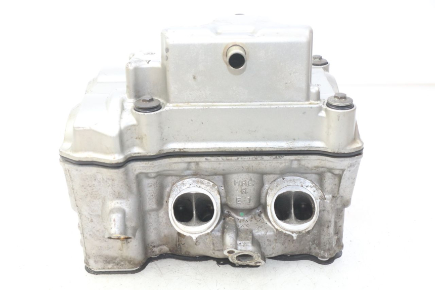 photo de REAR CYLINDER HEAD HONDA VFR FI RC46 800 (1998 - 2001) - Additional view of the item