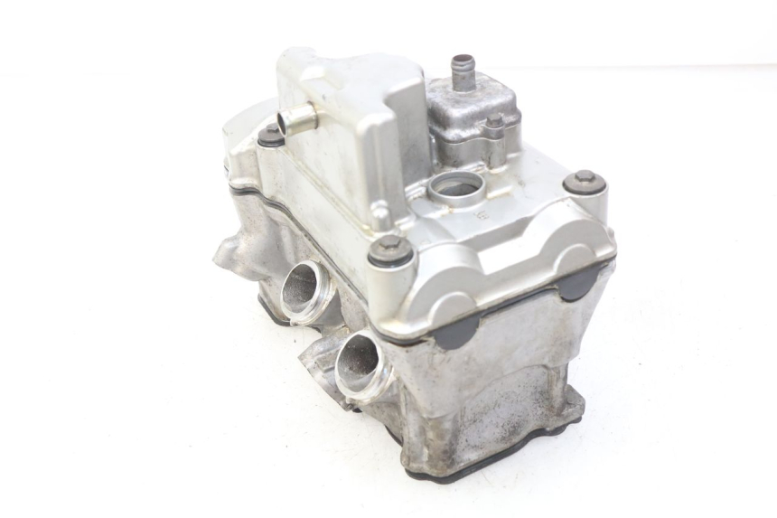 photo de REAR CYLINDER HEAD HONDA VFR FI RC46 800 (1998 - 2001) - Markings and original references