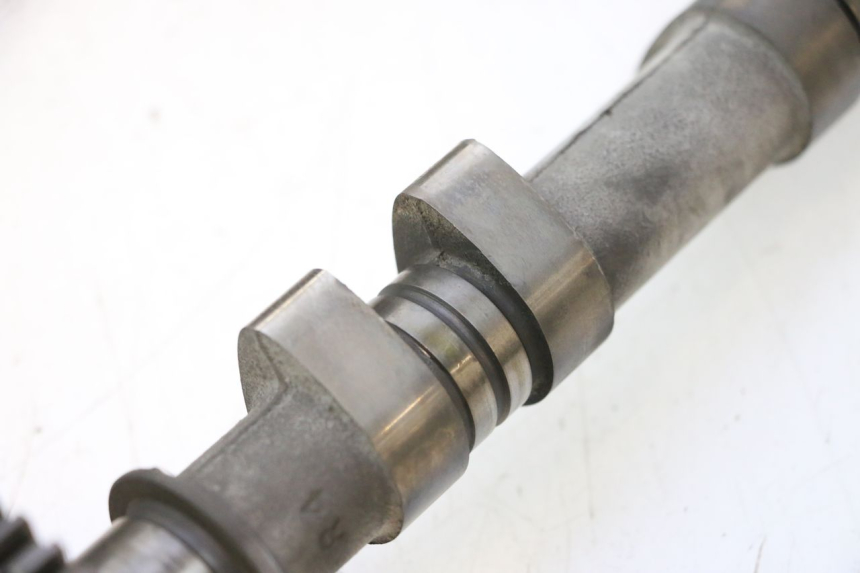 photo de REAR CYLINDER HEAD HONDA VFR FI RC46 800 (1998 - 2001) - Supplementary product photo