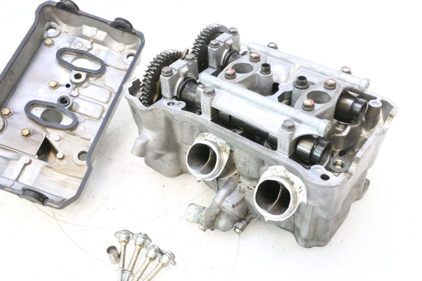 photo de REAR CYLINDER HEAD HONDA VFR FI RC46 800 (1998 - 2001) - Checked used part