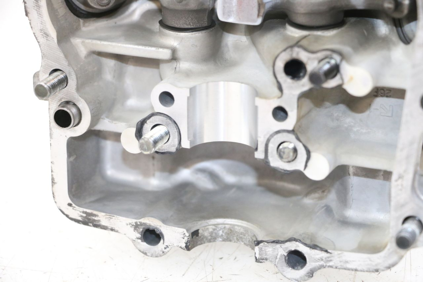 photo de REAR CYLINDER HEAD SUZUKI VL INTRUDER 125 (2004 - 2007) - Checked used part