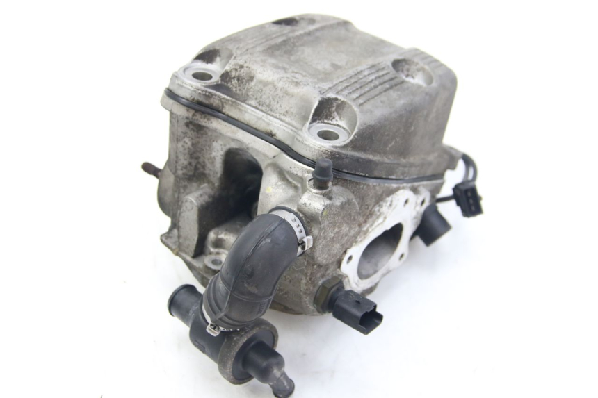 photo de CYLINDER HEAD APRILIA ATLANTIC 500 (2002 - 2003) - Zoom on usage condition