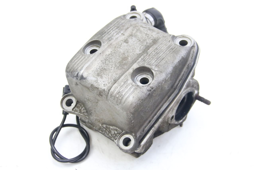 photo de CYLINDER HEAD APRILIA ATLANTIC 500 (2002 - 2003) - Alternative perspective