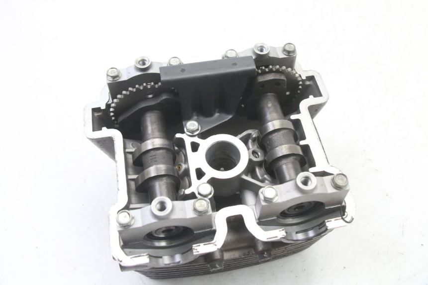 photo de FRONT CYLINDER HEAD HYOSUNG GTR 125 (2006 - 2008) - Supplementary product photo