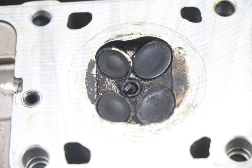 photo de FRONT CYLINDER HEAD HYOSUNG GTR 125 (2006 - 2008) - Technical close-up