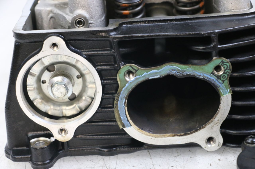 photo de FRONT CYLINDER HEAD MOTO GUZZI NORGE 8V GT 1200 (2011 - 2016) - High-resolution close-up