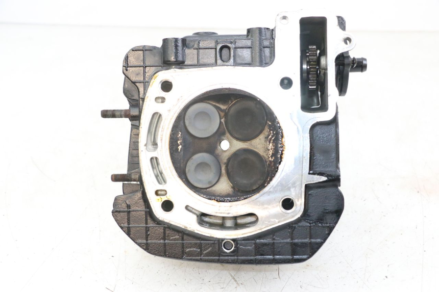 photo de FRONT CYLINDER HEAD MOTO GUZZI NORGE 8V GT 1200 (2011 - 2016) - Alternative perspective