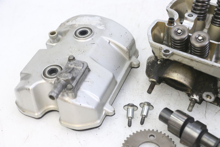 photo de FRONT CYLINDER HEAD HONDA NTV DEAUVILLE ABS 700 (2007 - 2016) - Zoom on usage condition