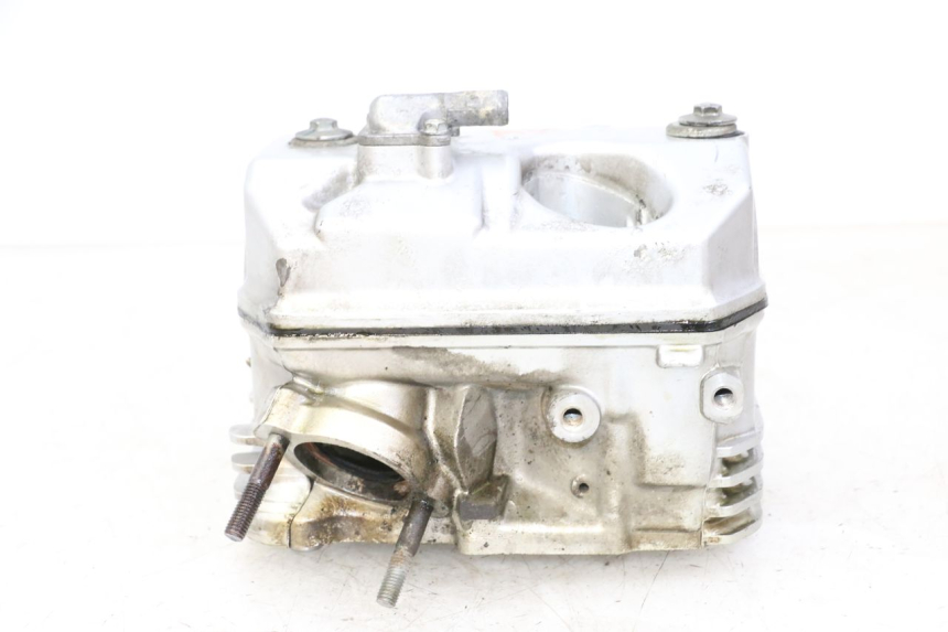photo de FRONT CYLINDER HEAD HONDA NTV DEAUVILLE 650 (2001 - 2006) - Alternative perspective
