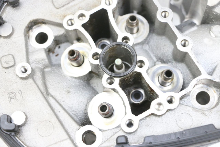 photo de FRONT CYLINDER HEAD BMW R RT ABS 1200 (2010 - 2014) - Checked used part