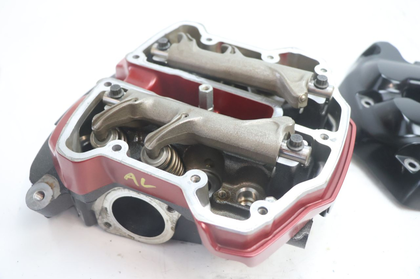 photo de FRONT CYLINDER HEAD HARLEY DAVIDSON ROAD GLIDE FLTRXSE 1920 (2018 - 2022) - Component zoom