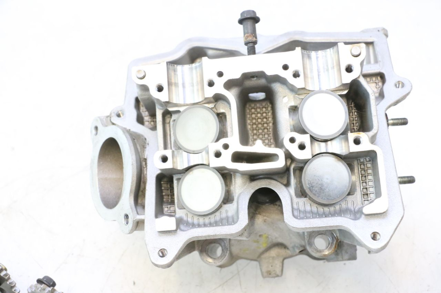 photo de FRONT CYLINDER HEAD CAN-AM SPYDER RS 1000 (2008 - 2012) - Product overview