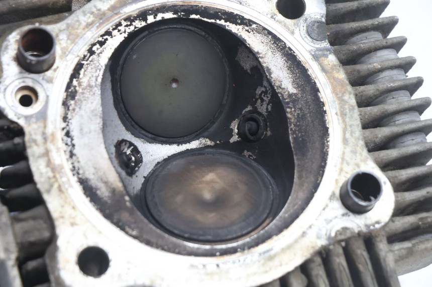 photo de FRONT CYLINDER HEAD DUCATI SS IE DS CARENEE 1000 (2002 - 2006) - Surface and material condition