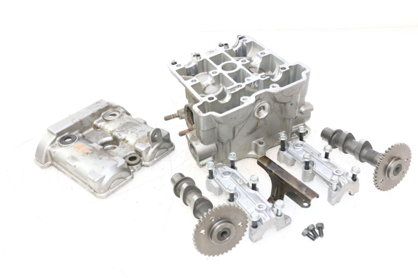 photo de FRONT CYLINDER HEAD SUZUKI SV S 650 (1999 - 2002) - Main view