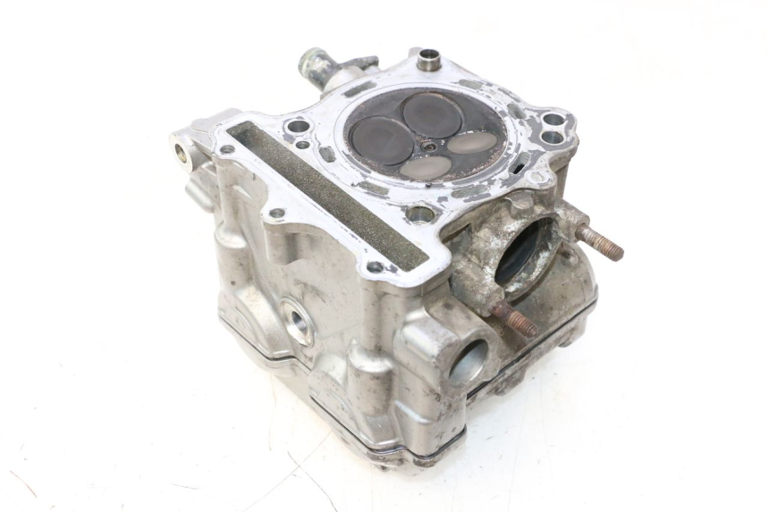 photo de FRONT CYLINDER HEAD SUZUKI SV S 650 (1999 - 2002) - Alternative perspective