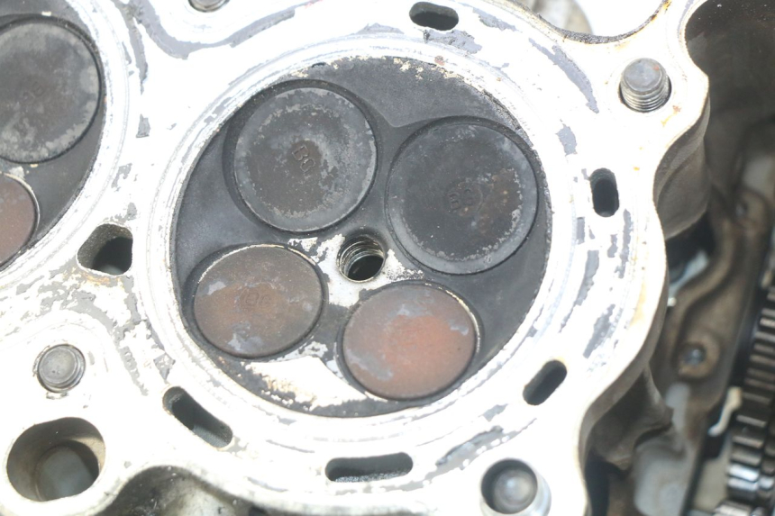 photo de FRONT CYLINDER HEAD HONDA VFR FI RC46 800 (1998 - 2001) - Alternative perspective