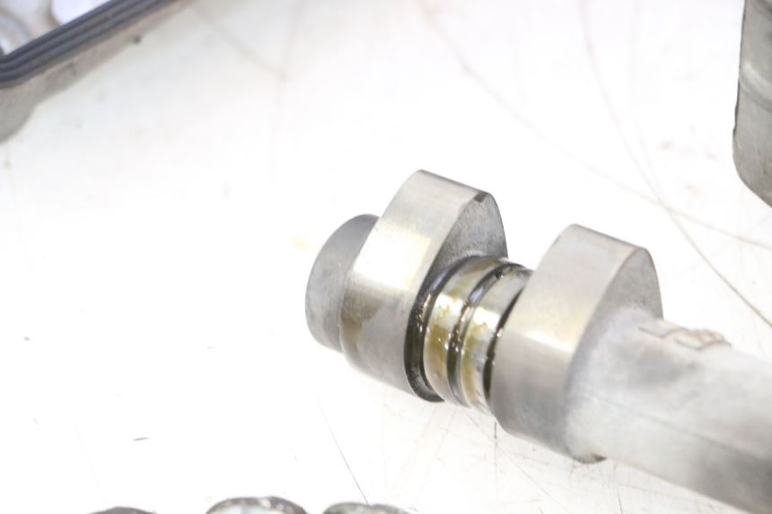 photo de FRONT CYLINDER HEAD HONDA VFR FI RC46 800 (1998 - 2001) - Detailed visual inspection