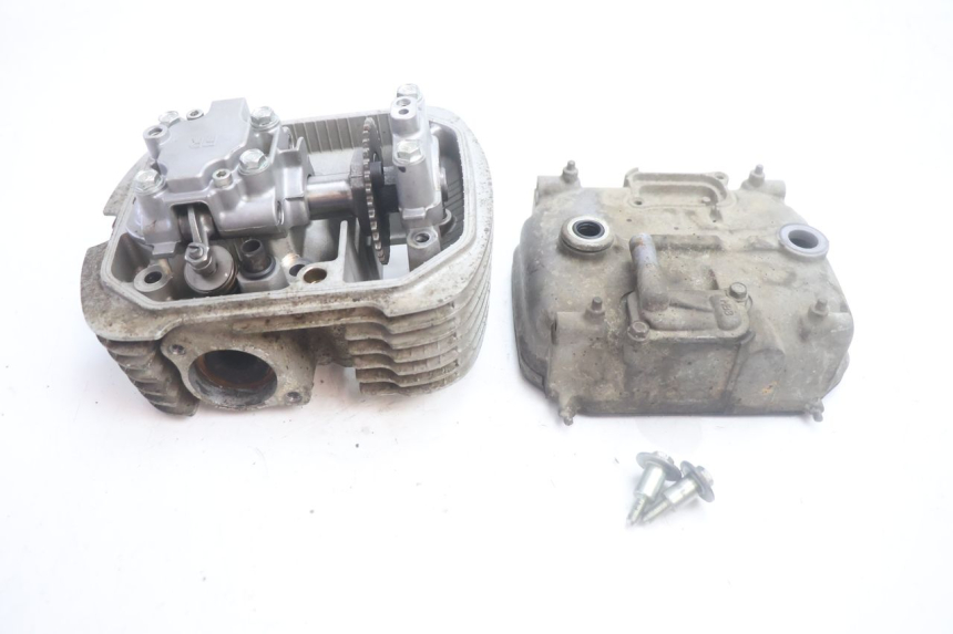 photo de FRONT CYLINDER HEAD HONDA XLV VARADERO 125 (2007 - 2012) - Supplementary product photo